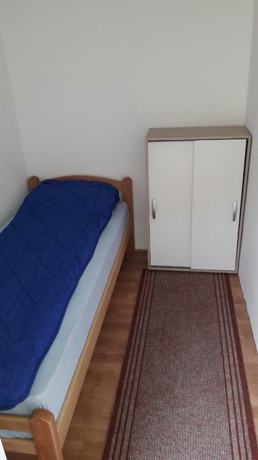Hostel Trajan 돈지 밀라노바츠 외부 사진